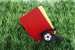 法甲新黄牌停赛规则出台：球员累积5张黄牌即触发自动停赛