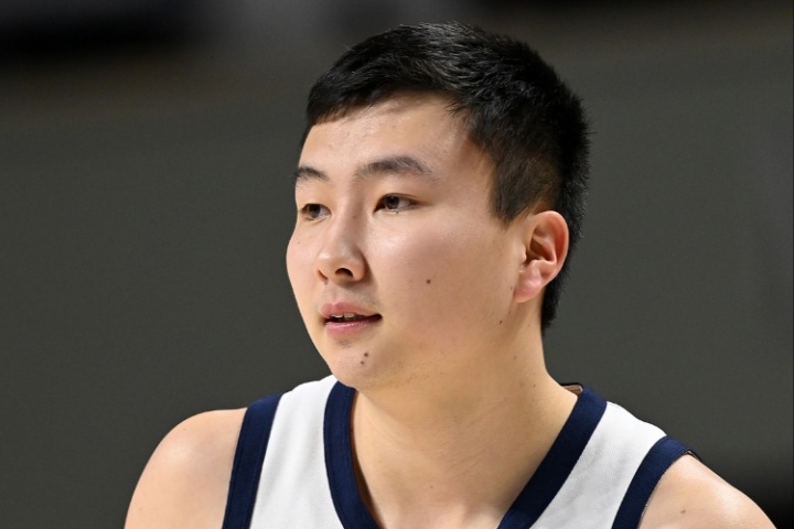 “日本库里”富永启生出战1分50秒没有得分 有1帽进账