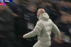 马雷斯卡参与绝杀庆祝被罚下！蓝军助教自嘲：今天我们又吃一红