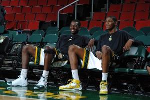 高质量选秀年！2007年前五顺位仍有4人在战：KD/霍福德/康利/杰夫